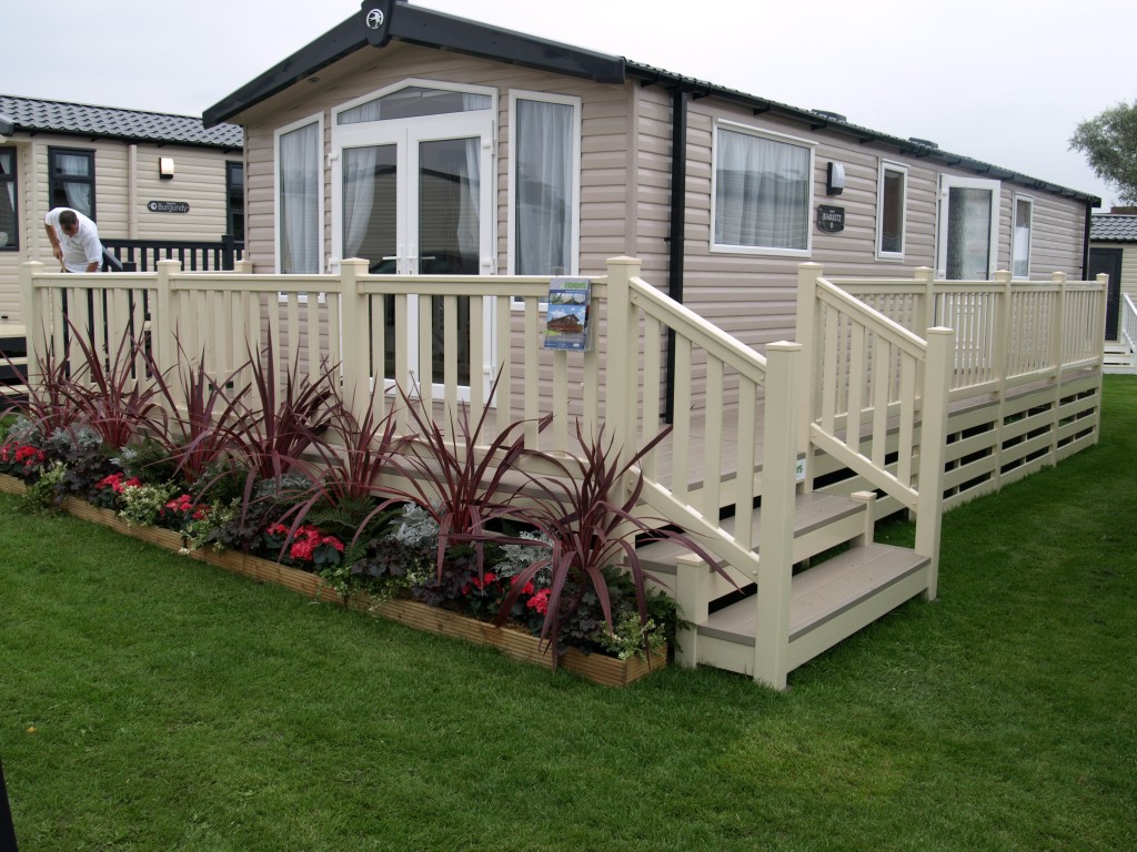 UPVC Caravan Decking and Skirting | Fensys, West Midlandds, UK